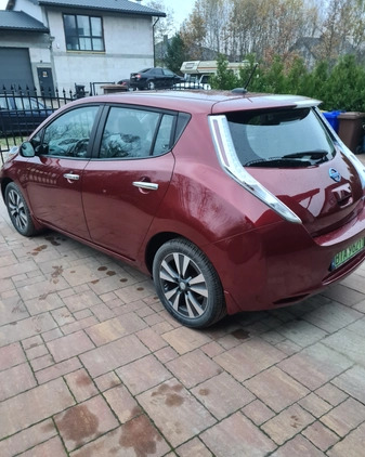 Nissan Leaf cena 33500 przebieg: 125150, rok produkcji 2015 z Białystok małe 92